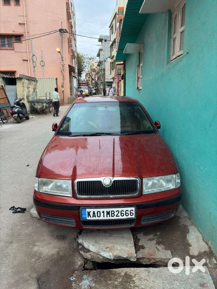 Skoda Octavia 2003 Petrol 100000 Km Driven