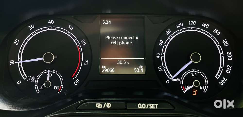 Skoda Kushaq 1.0 Tsi Style At, 2022, Petrol