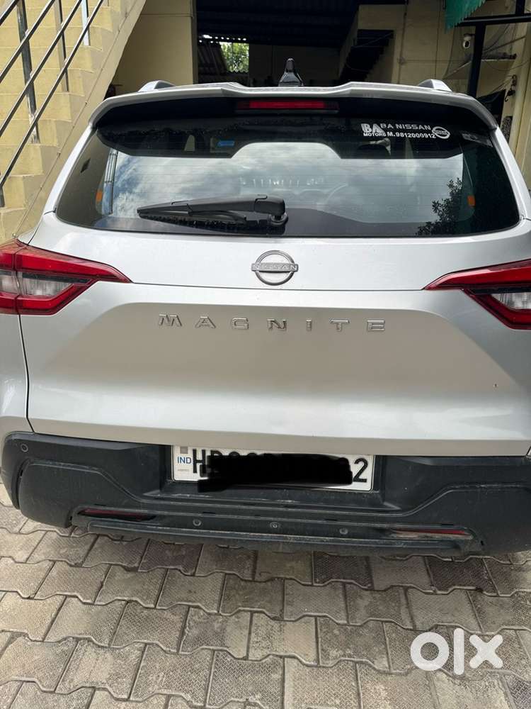 2023 Nissan Magnite Petrol Manual