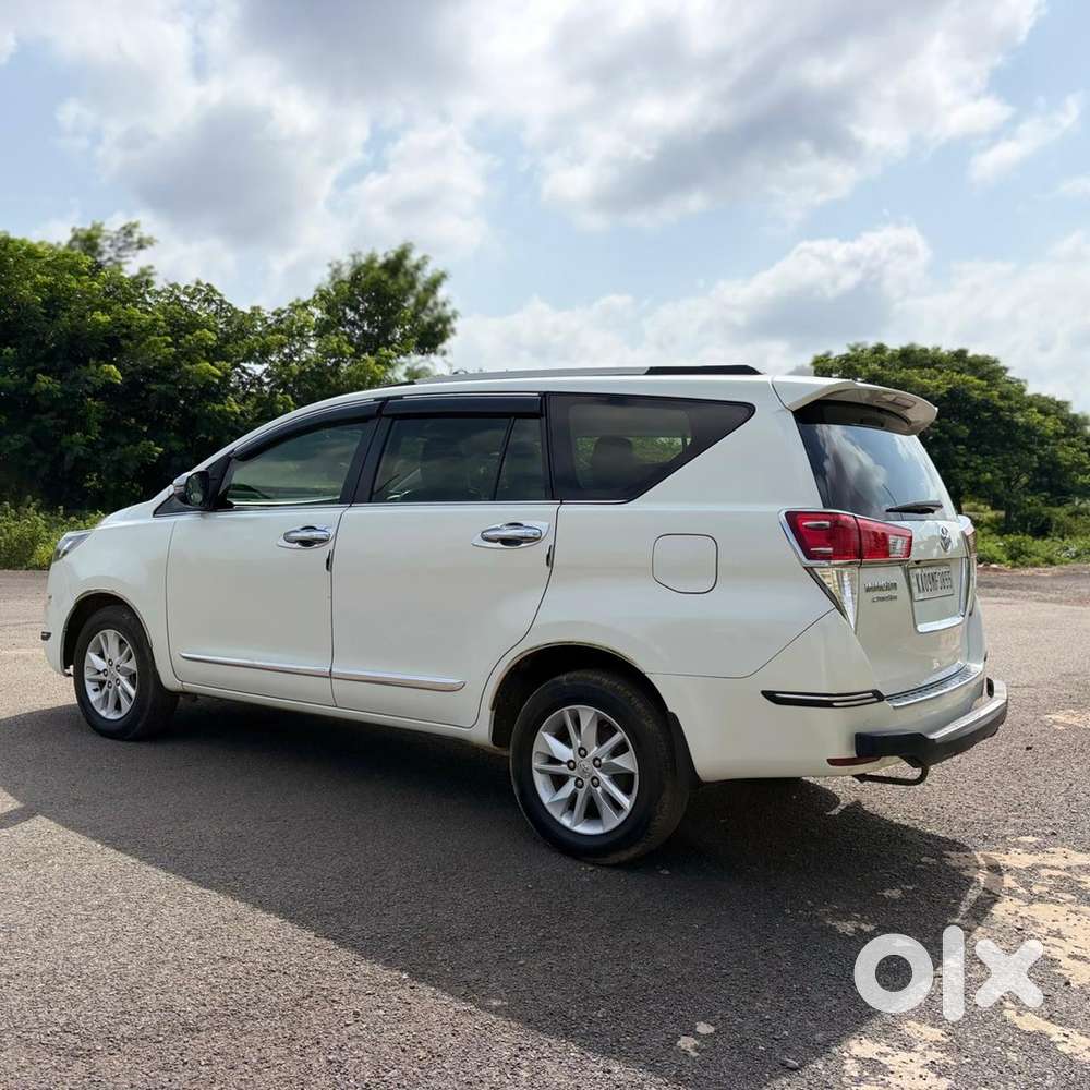 Toyota Innova Crysta 2020 Diesel Well Maintained