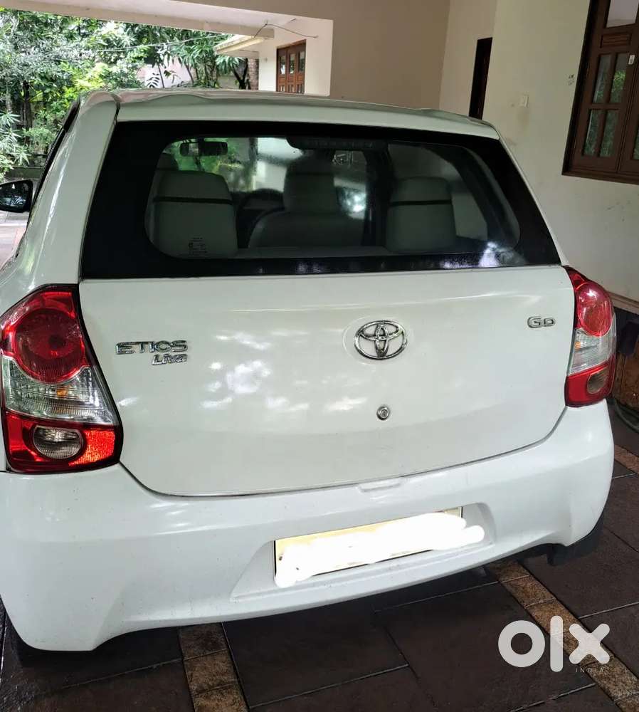 Toyota Etios Liva 2013