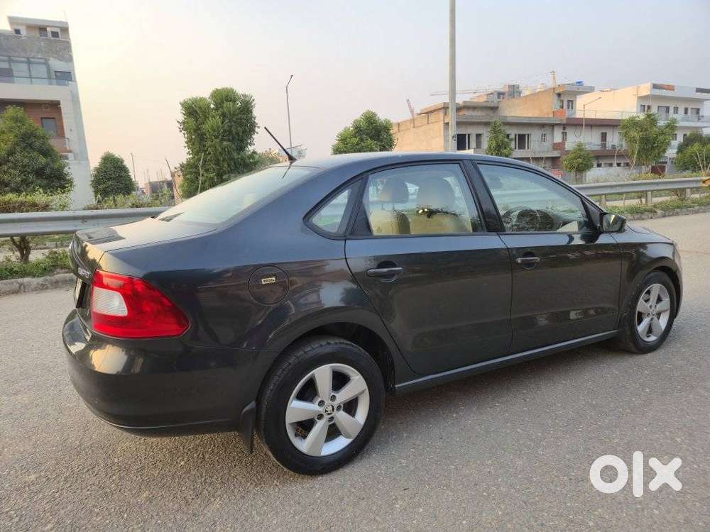 Skoda Rapid 1.5 Tdi At Style, 2016, Diesel