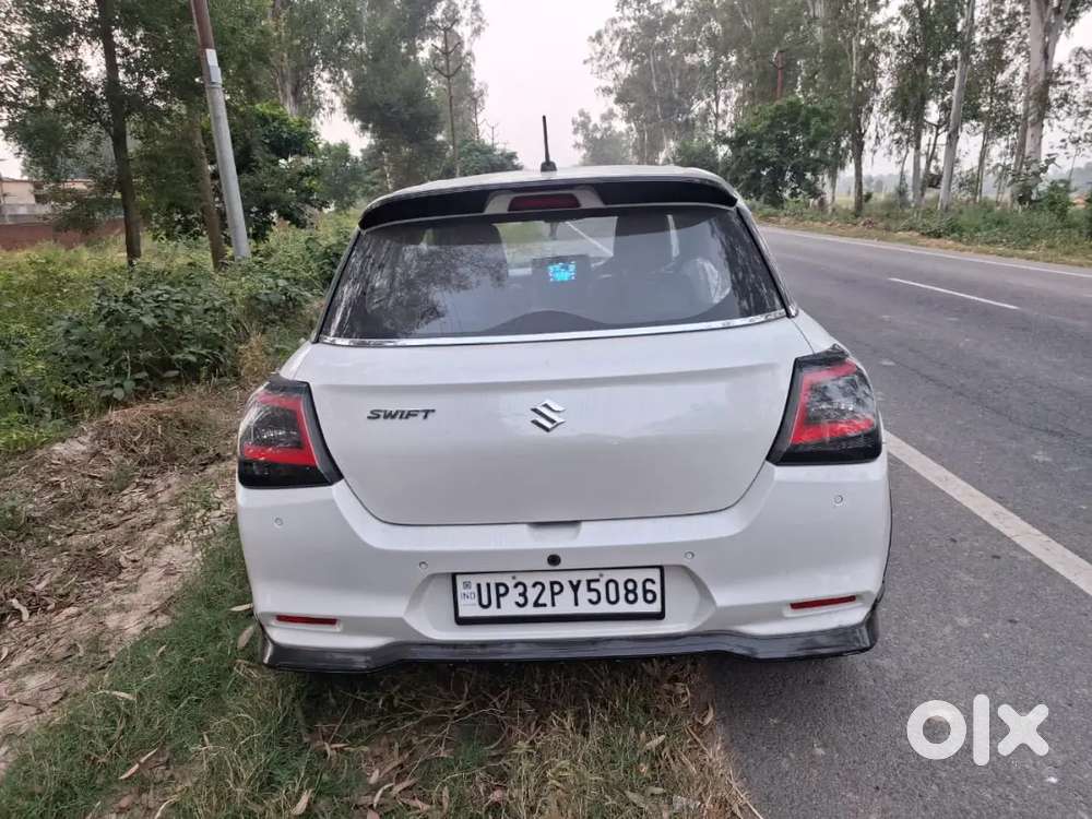 Maruti Suzuki Swift 2024 Petrol 14000 Km Driven