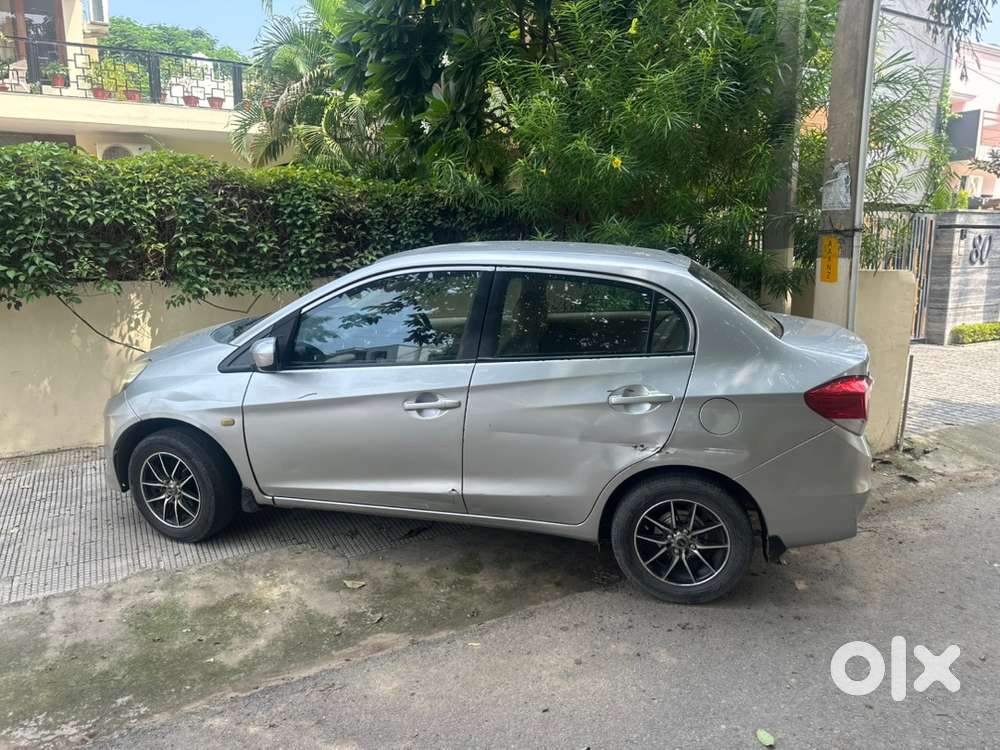Honda Amaze 2014
