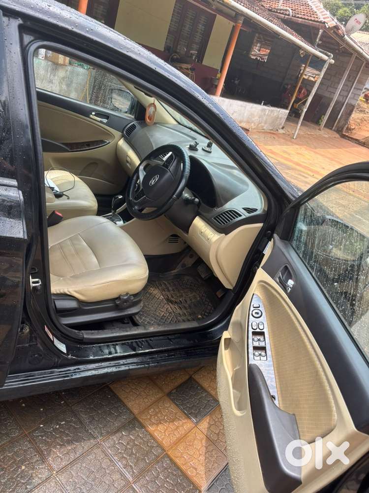 Hyundai Fluidic Verna 2012