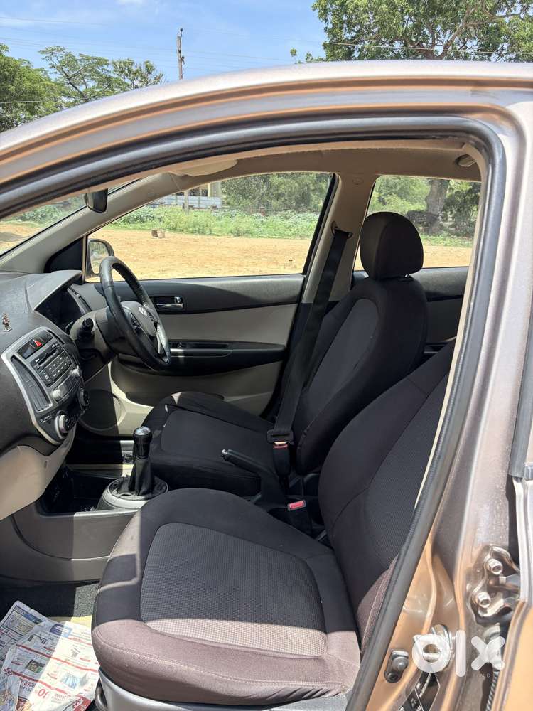 Hyundai I20 Sportz 1.2 Bs-iv, 2013, Petrol
