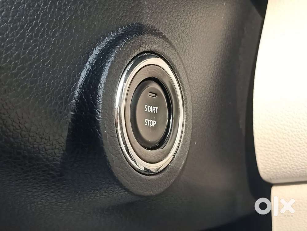 Mahindra Thar Roxx, 2025, Diesel
