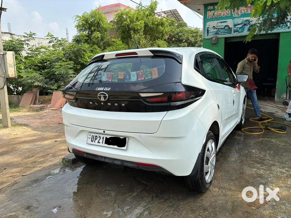 Tata Altroz 2024 Petrol Well Maintained 22000 Km Driven