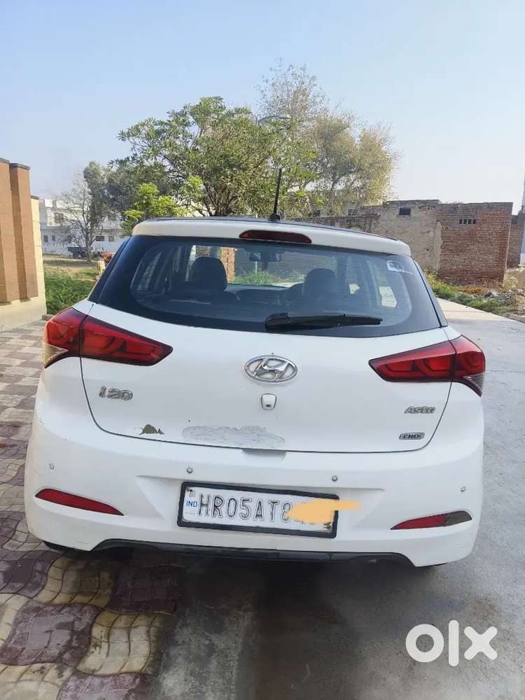 2016 Hyundai Elite I20 Asta (top Model) Diesel – 6 Airbags