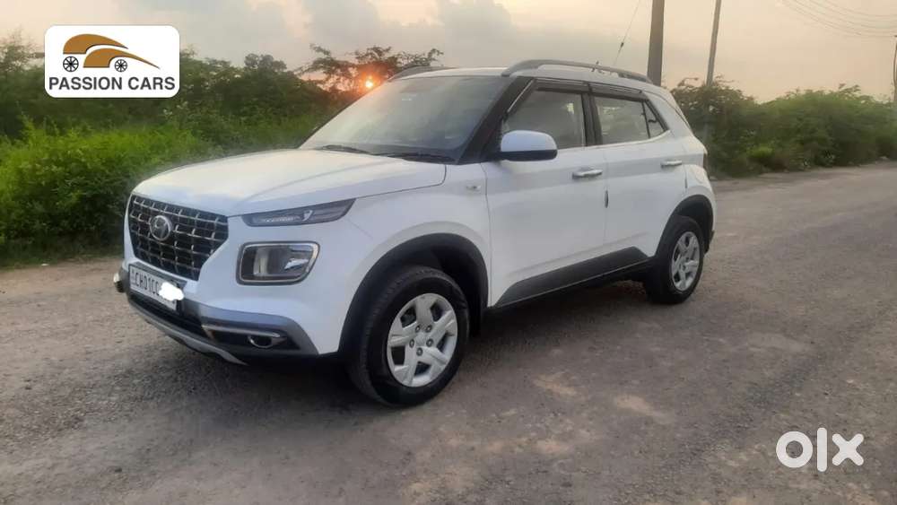 Hyundai Venue S 1.2 Petrol, 2020, Petrol