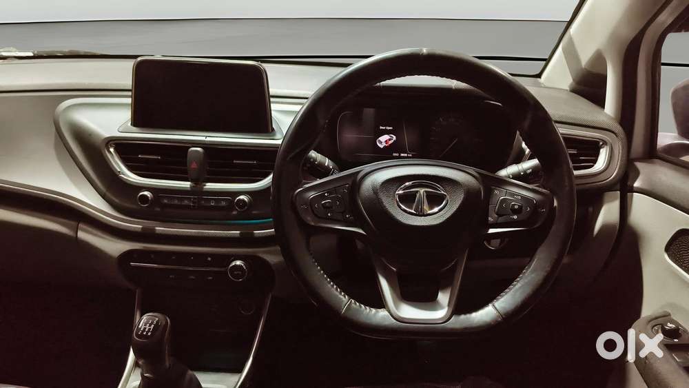 Tata Altroz Xz, 2020, Petrol