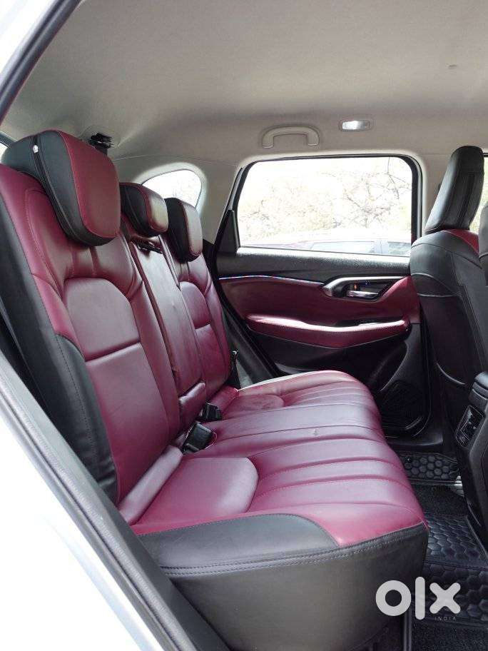 Maruti Suzuki Grand Vitara 1.5 Delta Smart Hybrid At, 2023, Petrol