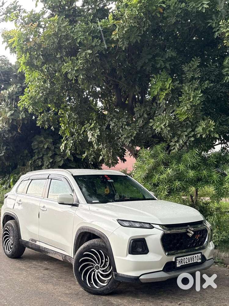 2023 Maruti Suzuki Vitara Hybrid, Petrol, Manual Transmission