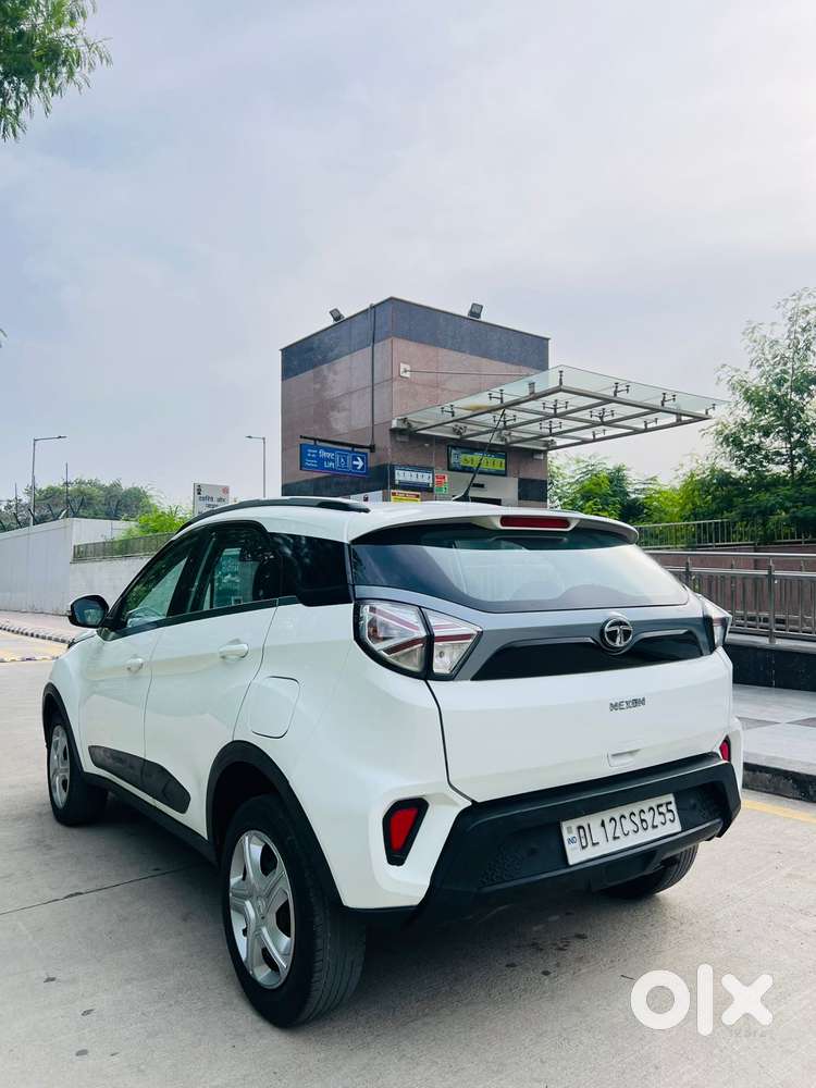 Tata Nexon 1.2 Revotron Xm (s), 2020, Petrol