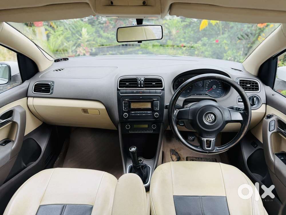 Volkswagen Vento Petrol Highline, 2011, Petrol