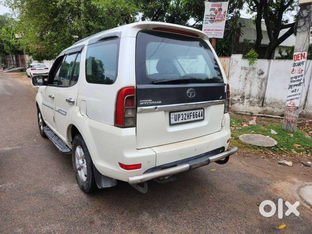 Tata Safari Storme, 2016, Diesel