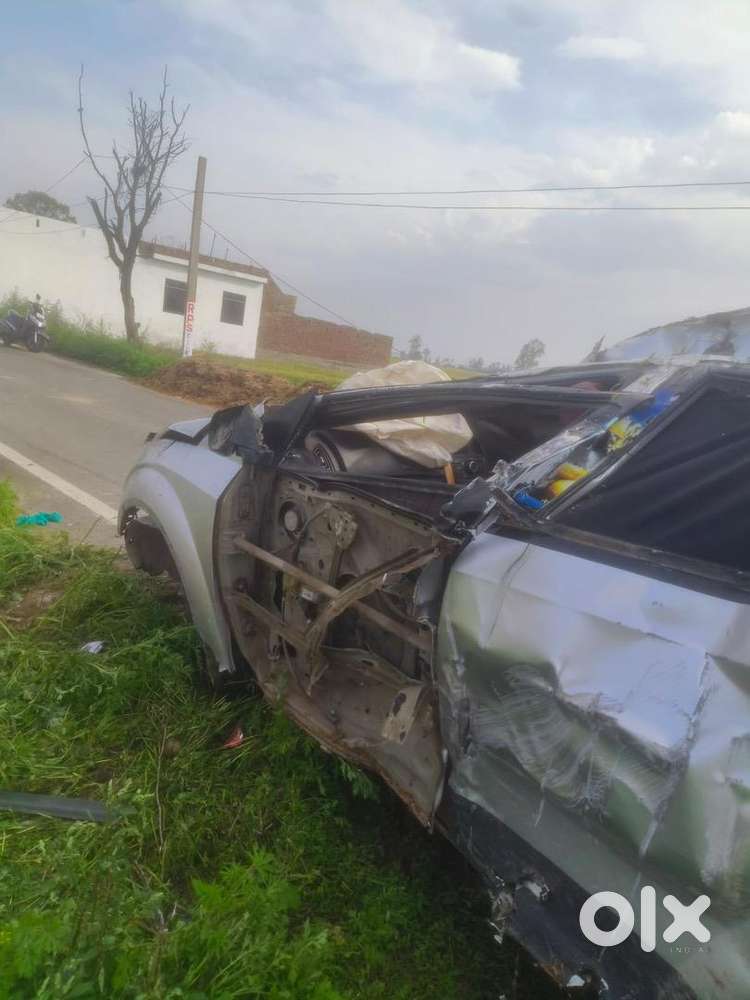 Mahindra Xuv500 2014 Diesel Spare Parts Or Kabdai