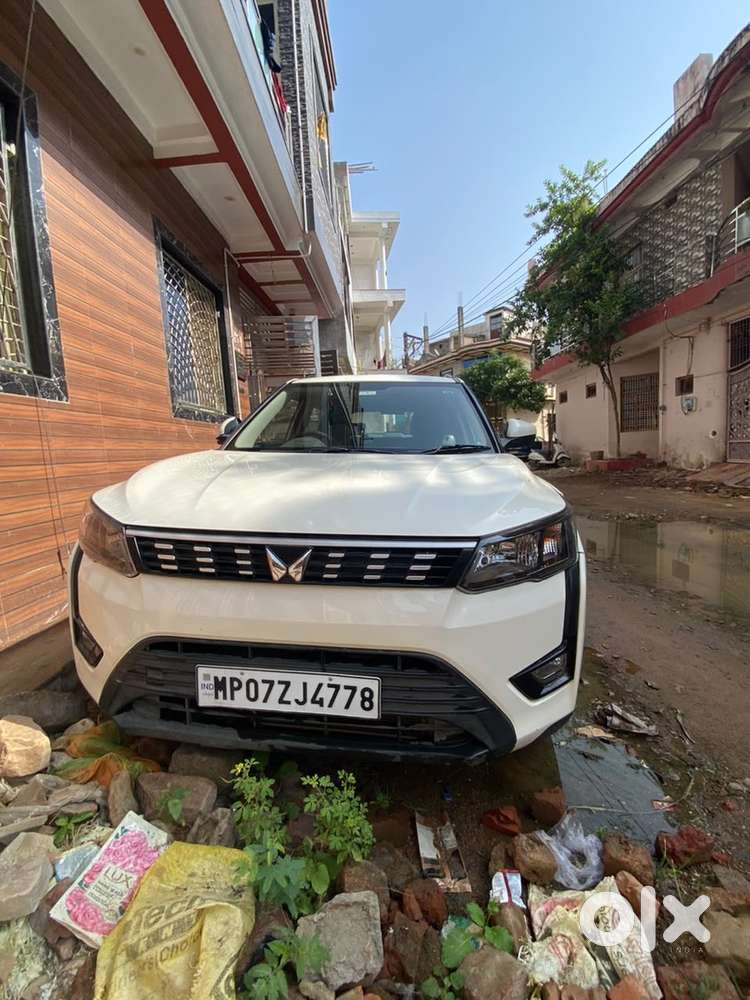 Mahindra Xuv300 Petrol 2023