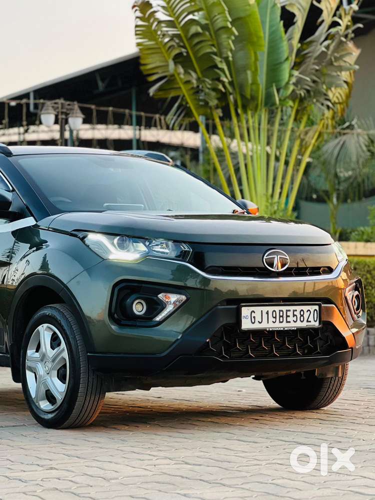 Tata Nexon, 2022, Petrol