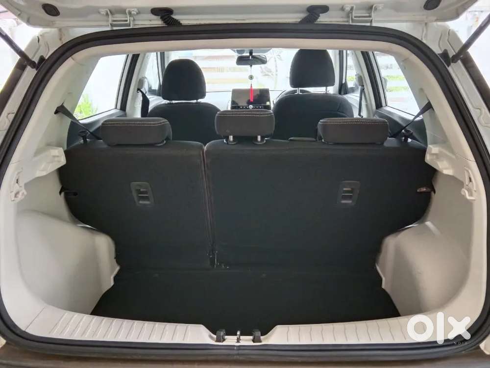 Mahindra Xuv 3xo Ax5 Petrol At 2025