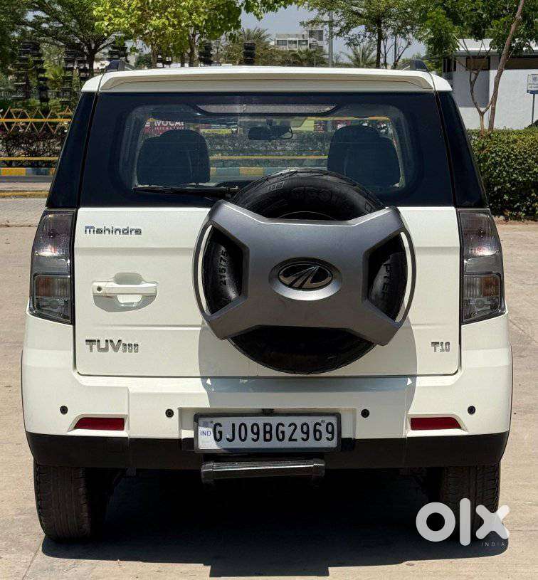 Mahindra Tuv 300 T10, 2019, Diesel