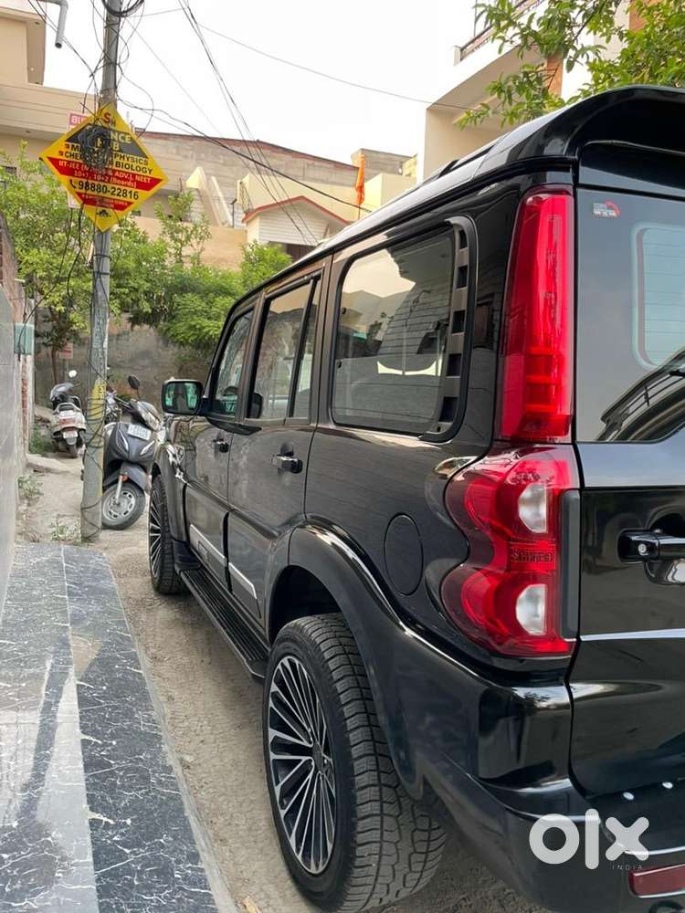 Mahindra Scorpio Classic 2024 Diesel 20000 Km Driven