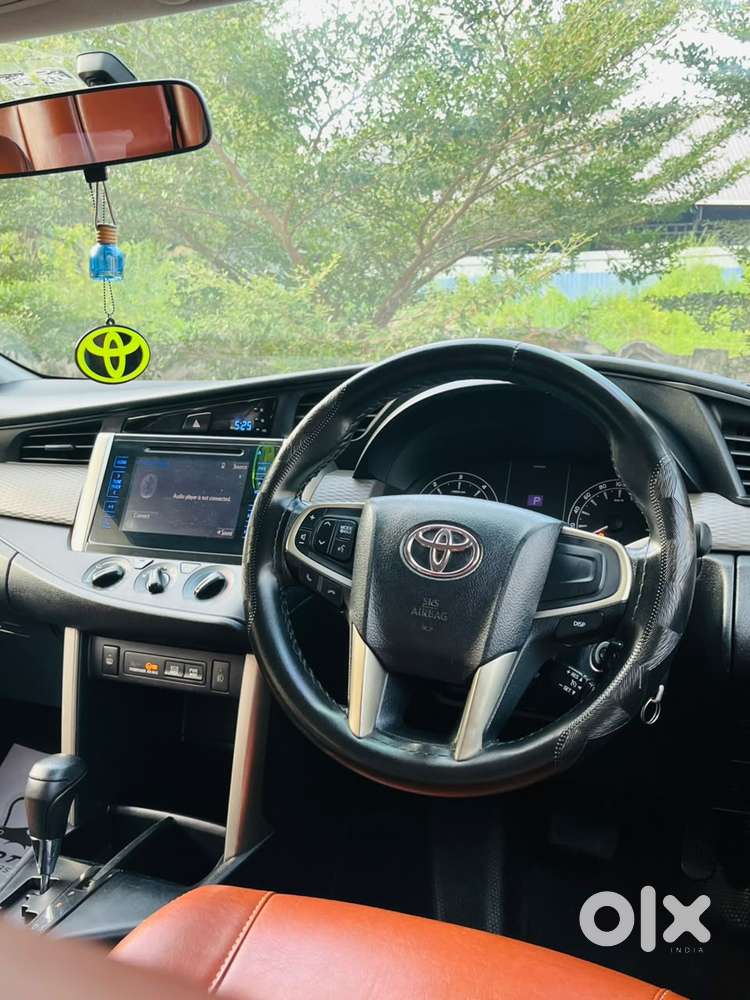 Toyota Innova Crysta 2.8 Gx At 8s, 2019, Diesel
