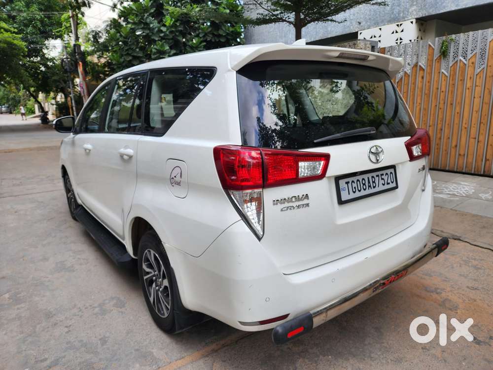Toyota Innova Crysta 2.4 G Mt 7 Str, 2021, Diesel