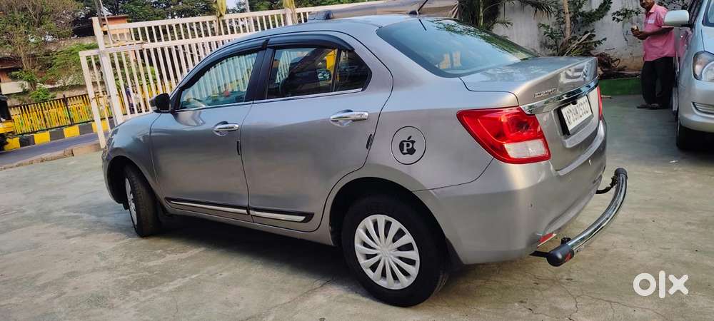 Maruti Suzuki Swift Dzire 1.3 Vxi, 2022, Petrol