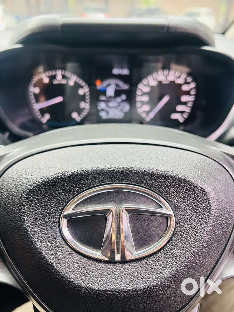 Tata Altroz 1.2 Xm, 2023, Petrol