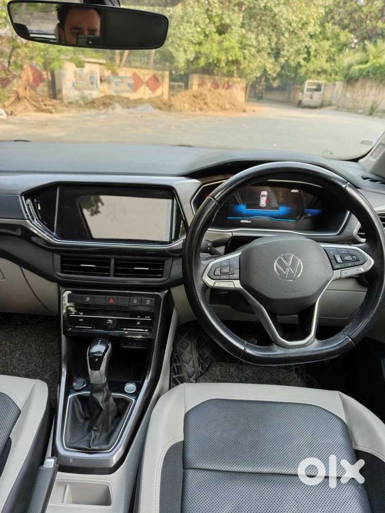 Volkswagen Taigun 1.0 Tsi Topline At, 2023, Petrol
