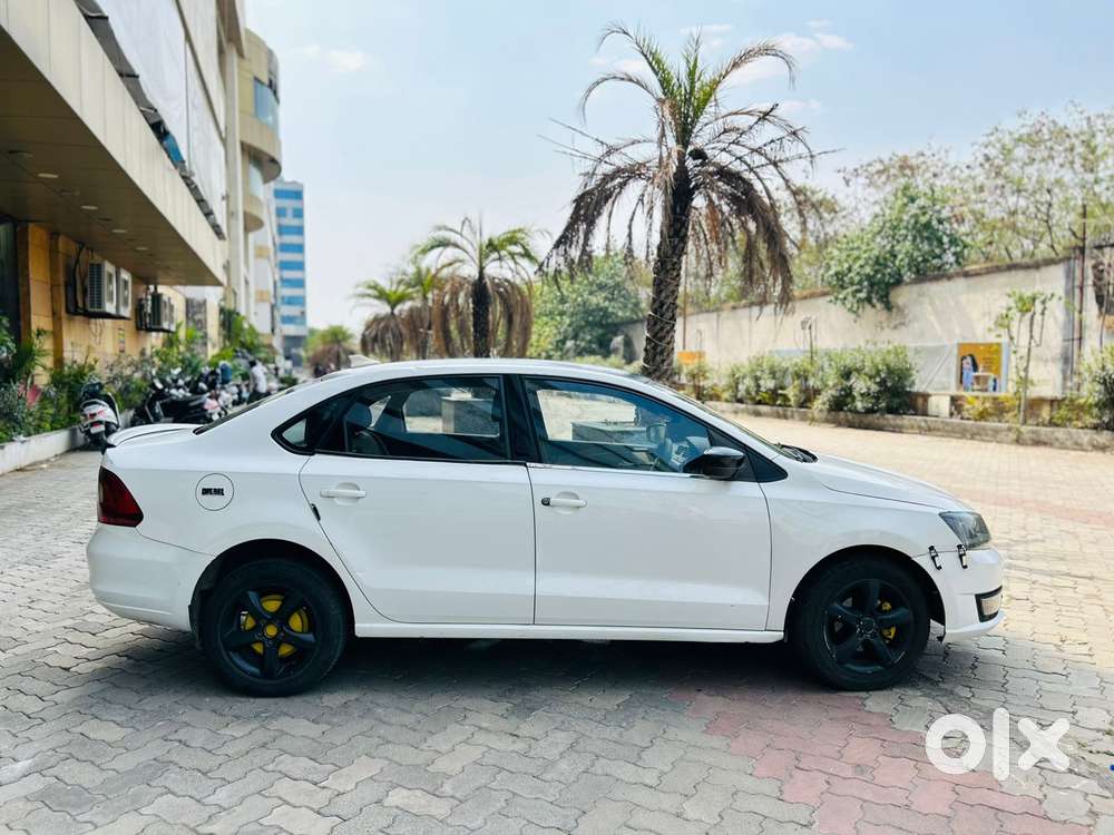 Skoda Rapid 1.5 Elegance Tdi Mt, 2013, Diesel