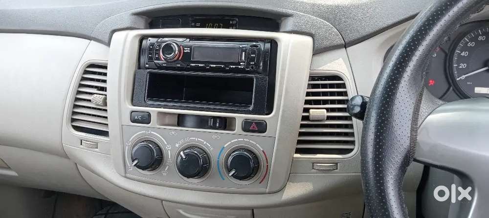 Toyota Innova 2013