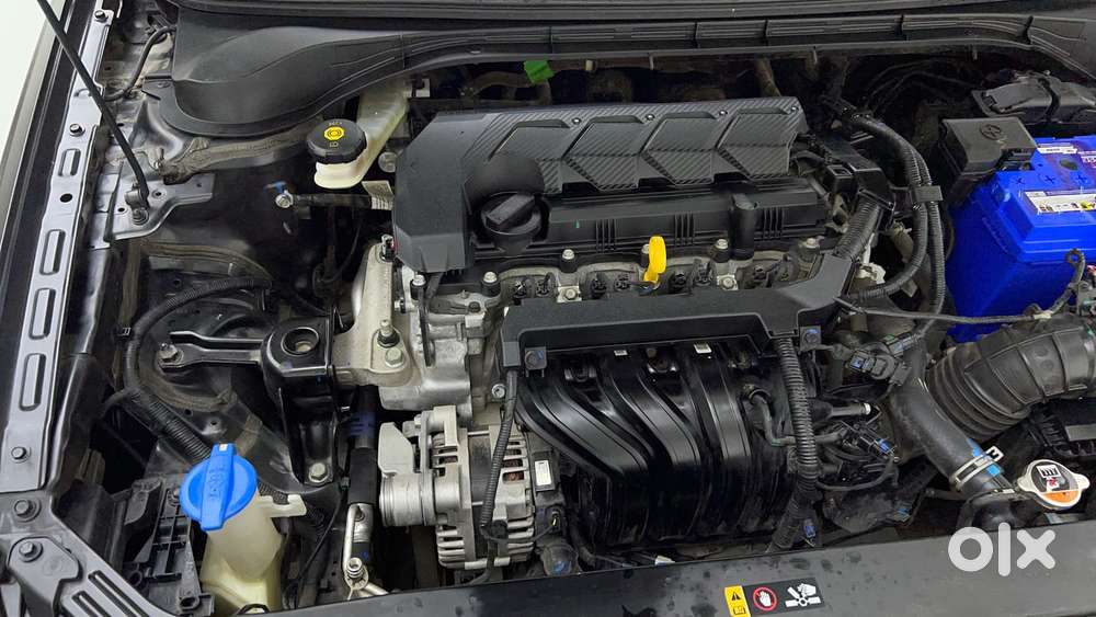 Hyundai Verna 1.5 Sx Petrol Mt, 2023, Petrol