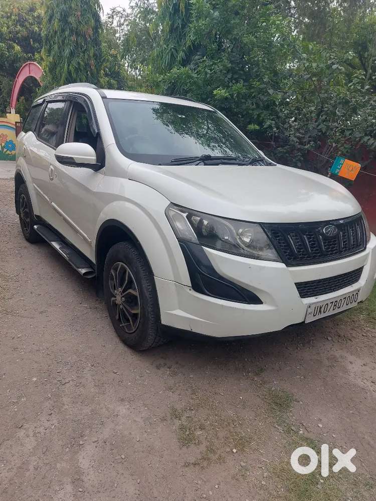 Mahindra Xuv500 2016 Diesel 98000 Km Driven Well Maintained