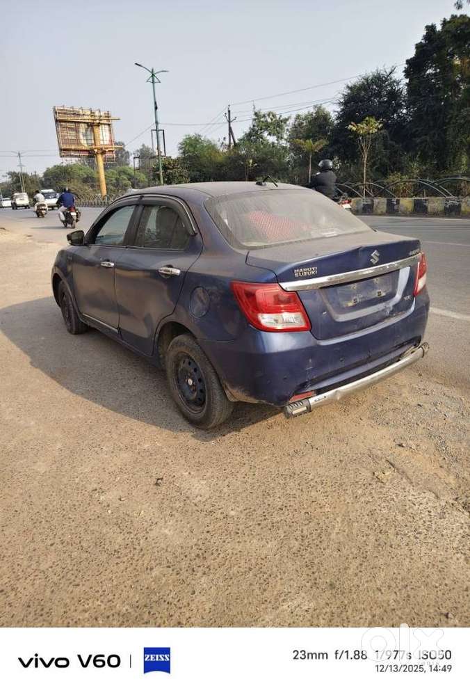Maruti Suzuki Swift Dzire 1.2 Vxi Bsiv, 2017, Petrol