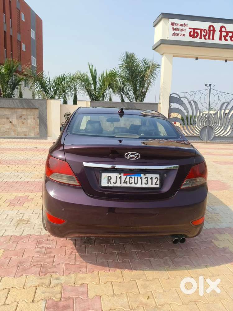 Hyundai Fluidic Verna 2013