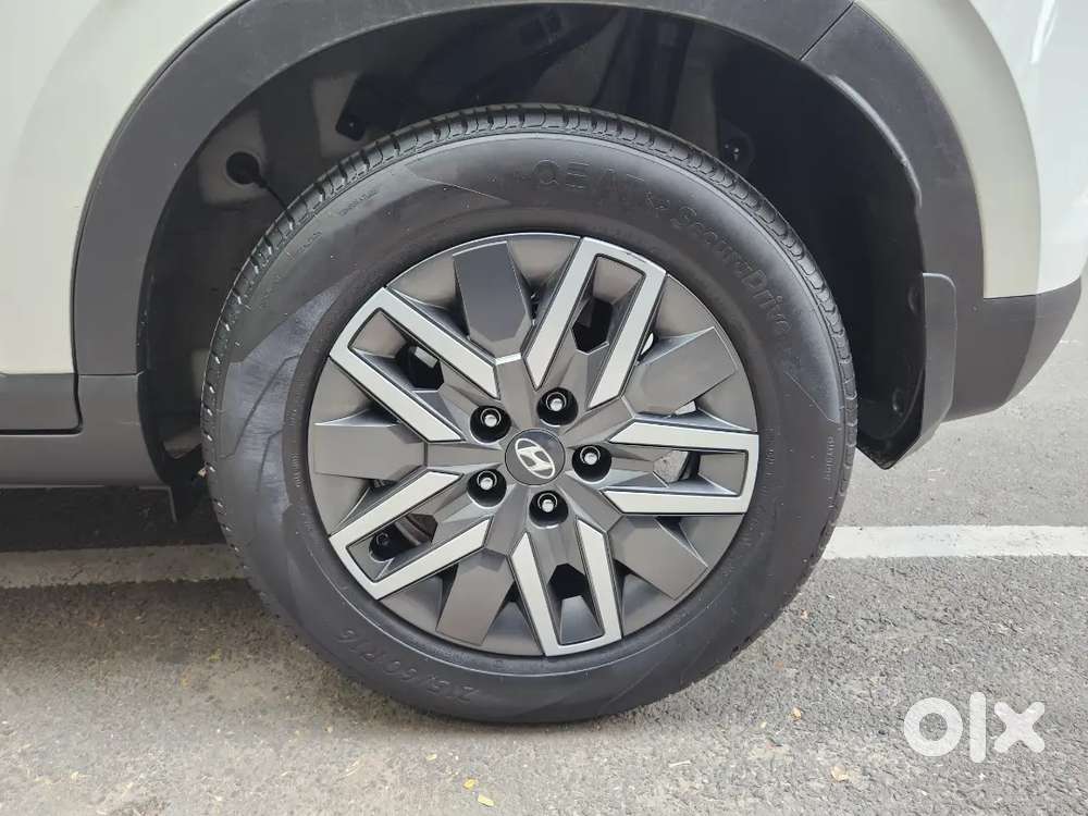Hyundai Venue 1.0 S(o) Turbo Dct, Petrol, 2025