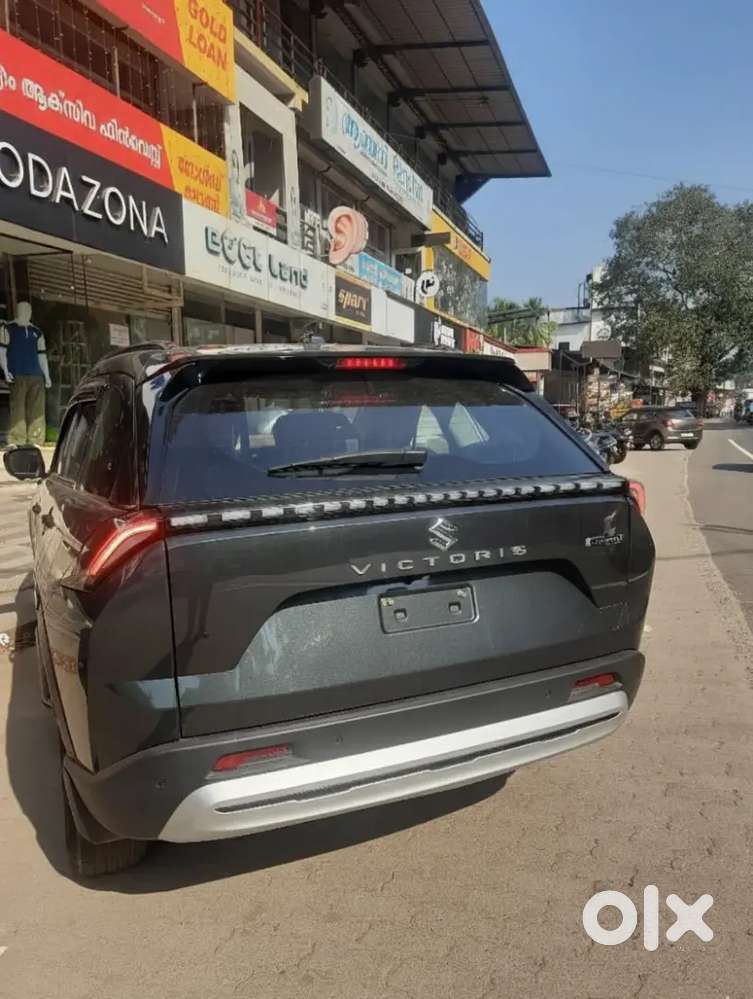 Maruti Suzuki Victoris 2025 Petrol 10 Km Driven