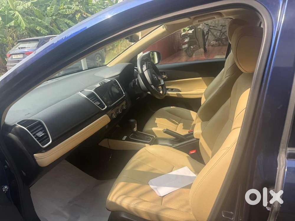 Honda City Zx 2023 Petrol 17000 Km Driven