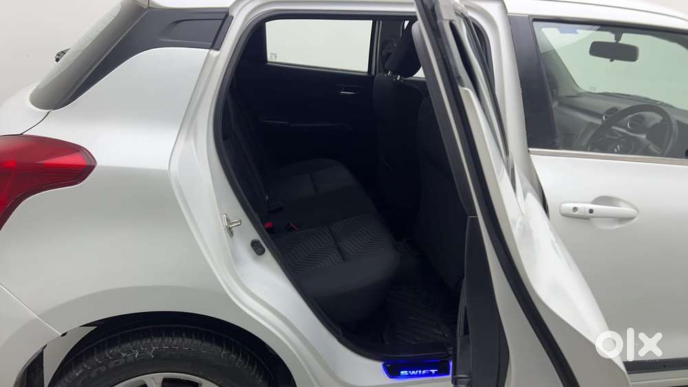 Maruti Suzuki Swift Amt Zxi, 2022, Petrol