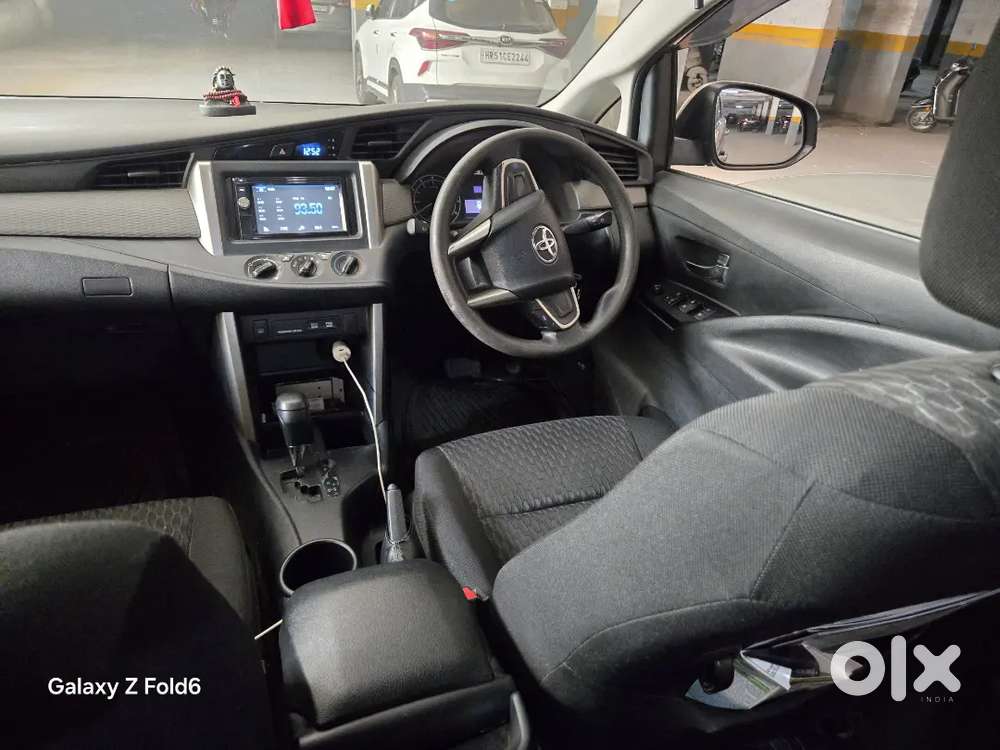 Toyota Innova Crysta 2016 Petrol Well Maintained