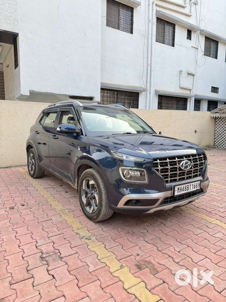 Hyundai Venue 2020 Diesel Well Maintained