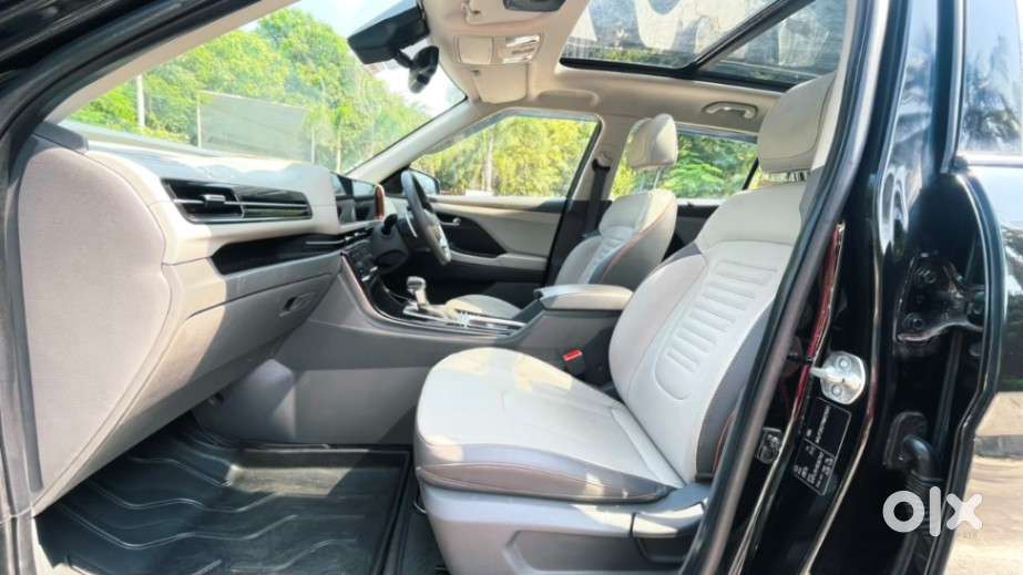 Hyundai Creta Sx (o) 1.5 Petrol Cvt, 2024, Petrol