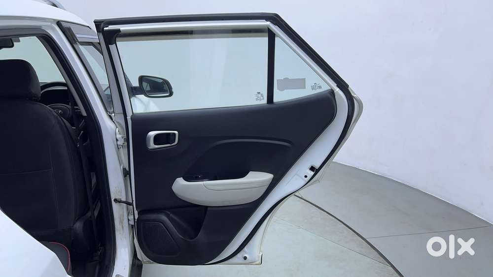 Hyundai Venue 1.0 Sx (o) Turbo Dct, 2023, Petrol