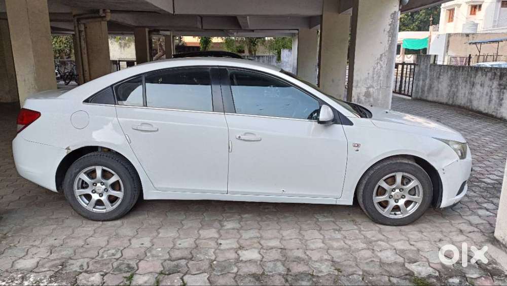 Chevrolet Cruze Ltz 2010 Mt Showroom Condition