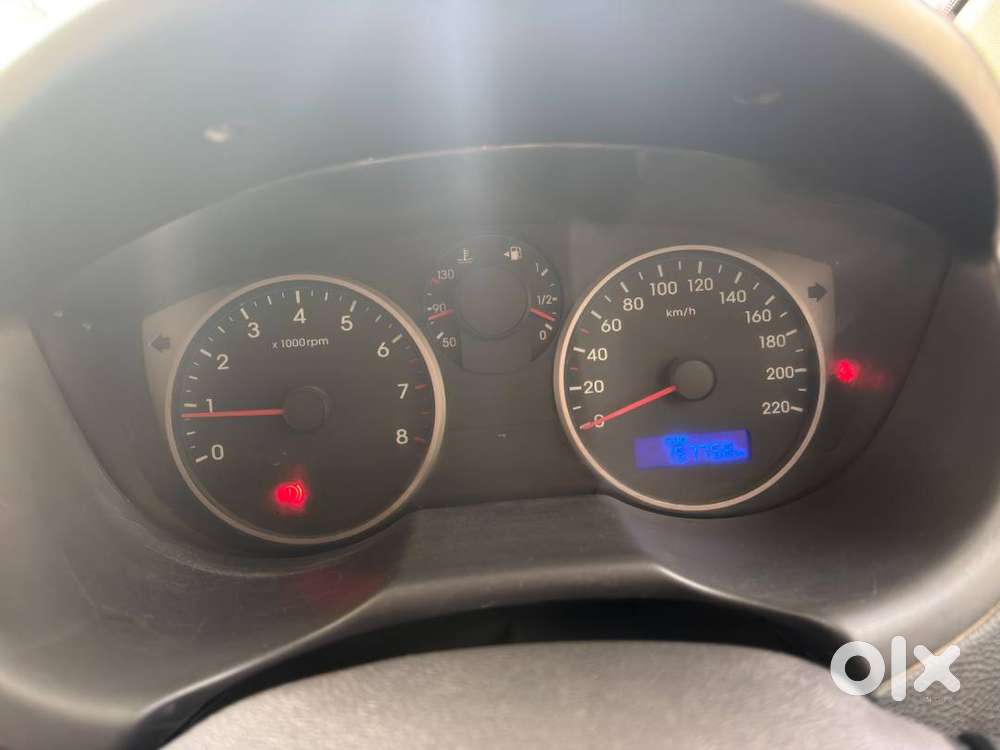 Hyundai I20 Sportz 2012