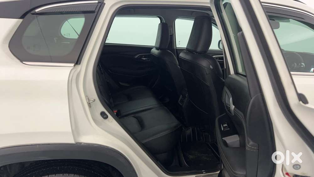 Toyota Urban Cruiser Hyryder 1.5 V Neo Drive At, 2024, Petrol