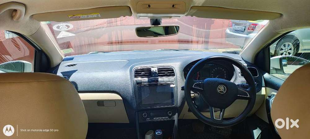 Skoda Rapid 1.0 Style At, 2021, Petrol