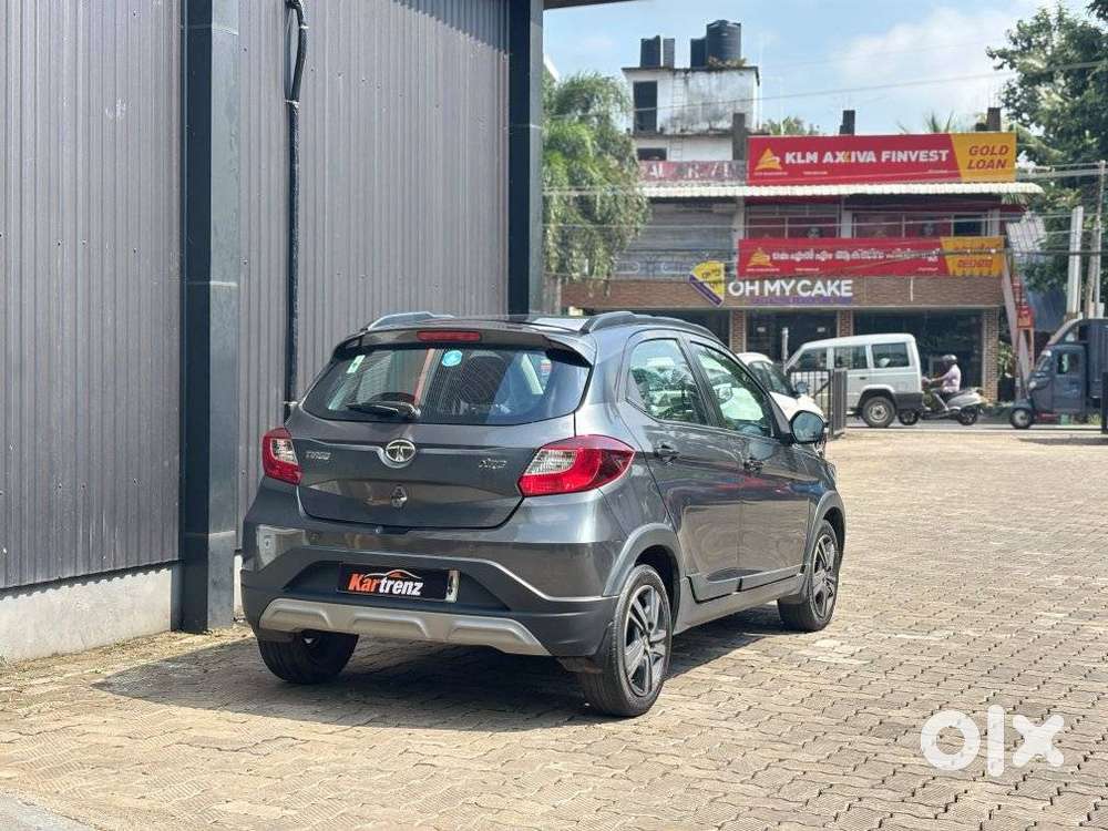 Tata Tiago 1.2 Revotron Xza, 2022, Petrol
